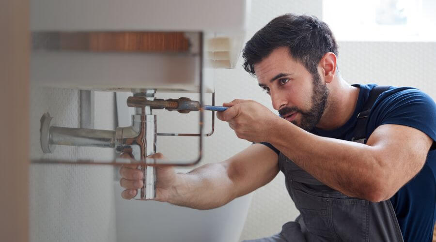 Garbage disposal repair in Central City, IA